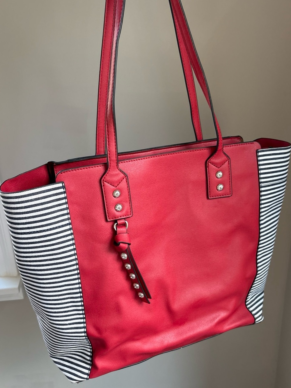 Red Tote Bag with Striped Side Panels and Studded Tassel